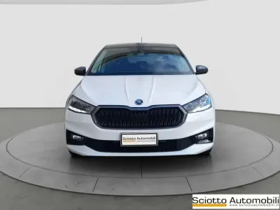 Usata Skoda 110 R Style 110 CV (80 kW) 2022 Bianco Berlina