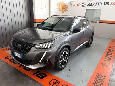 Usata Peugeot 2008 GT 131 CV (96 kW) 2022 Grigio scuro SUV