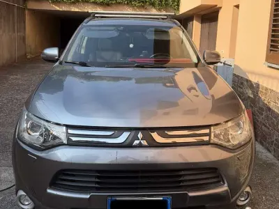 Usata Mitsubishi Outlander