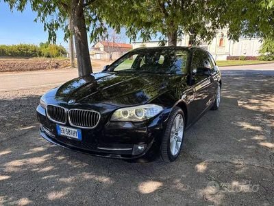 Begagnad BMW 525 218 HK (160 kW) 2013 Svart Kombi