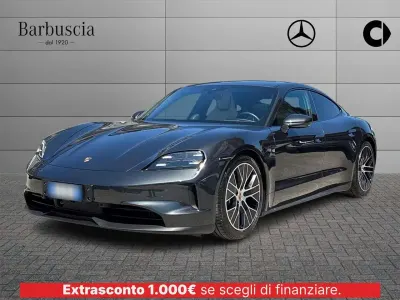 Usata Porsche Taycan Performance Package 319 kW (435 CV) 2024 Grigio Berlina