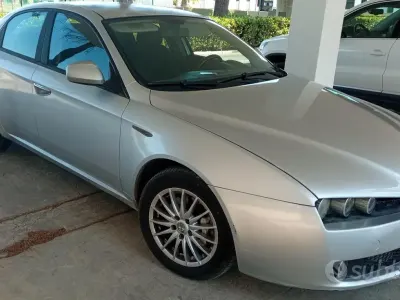 Usata Alfa Romeo 159 150 CV (110 kW) 2008 Grigio Berlina