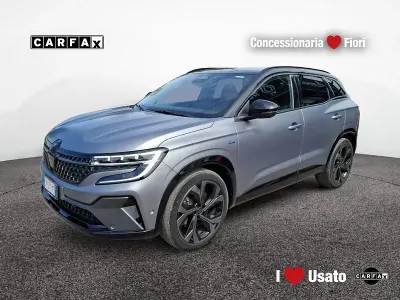 Usata Renault Austral Iconic Esprit Alpine 199 CV (146 kW) 2023 Grigio SUV