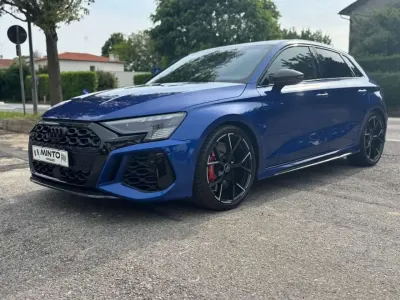Usata Audi RS3 400 CV (294 kW) 2022 Blu Berlina