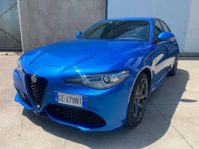 Usata Alfa Romeo Giulia Veloce 280 CV (205 kW) 2021 Blu/azzurro Berlina