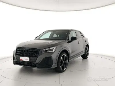 Usata Audi Q2 Ambiente 150 CV (110 kW) 2024 Grigio SUV