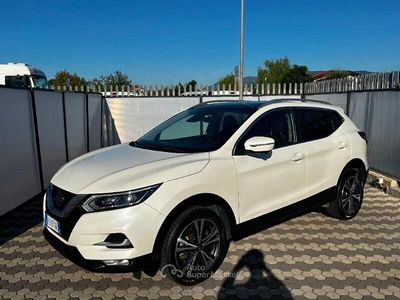 Usata Nissan Qashqai N-Connecta 116 CV (85 kW) 2019 Bianco SUV