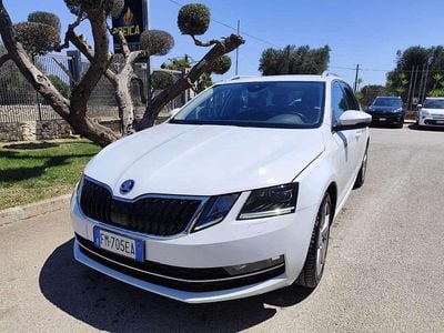 Bianco Usata 2017 Skoda Octavia Style Station wagon | 8500 € (Buon prezzo)
