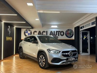 Usata Mercedes GLA180 116 CV (85 kW) 2022 Grigio SUV