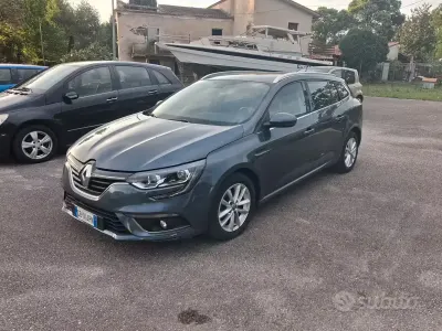 Usata Renault Mégane GrandTour 95 CV (69 kW) 2020 Bluazzurro Station wagon