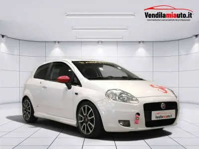 Usata Fiat Grande Punto Sport 120 CV (88 kW) 2008 Bianco Utilitaria