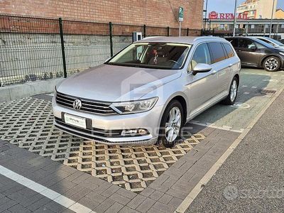 Usata VW Passat Business 150 CV (110 kW) 2019 Gray Station wagon