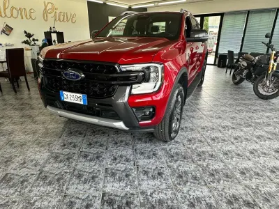 Usata Ford Ranger Wildtrack 205 CV (150 kW) 2025 Rosso Pick-up