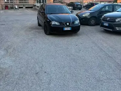 Usata Seat Ibiza 101 CV (74 kW) 2005 Nero Utilitaria