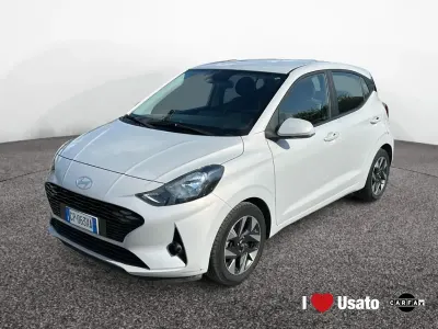 Usata Hyundai i10 67 CV (49 kW) 2023 Grigio Utilitaria