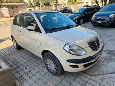 usata Lancia Ypsilon 1.3 MJ 70 CV. E4 **LEGGI DESCRIZIONE**