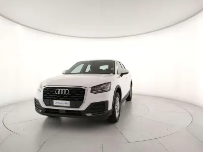 Usata Audi Q2 Comfort 150 CV (110 kW) 2017 Bianco ibis SUV