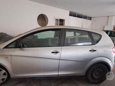 Usata Seat Altea 102 CV (75 kW) 2004 Grigio Monovolume