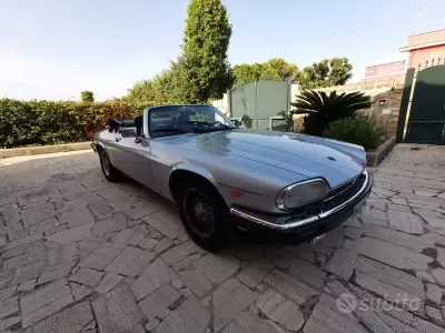 Usata Jaguar XJS 284 CV (208 kW) 1990 Grigio Cabrio