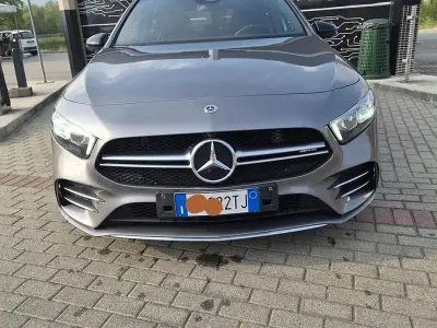 Begagnad Mercedes A35 AMG AMG 310 HK (228 kW) 2022 Grå Halvkombi