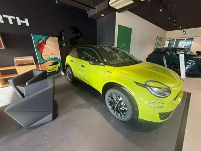 Nuova Fiat 600 Sport 145 CV (106 kW) 2026 Verde SUV