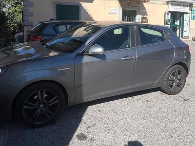 Usata Alfa Romeo Giulietta 120 CV (88 kW) 2016 Grigio Utilitaria
