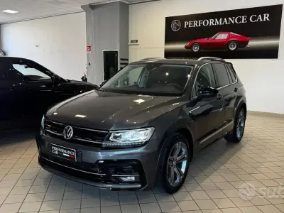Usata VW Tiguan R-line 150 CV (110 kW) 2019 Grigio SUV