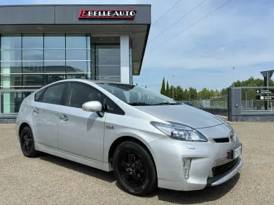 Usata Toyota Prius 99 CV (72 kW) 2012 Argento Berlina