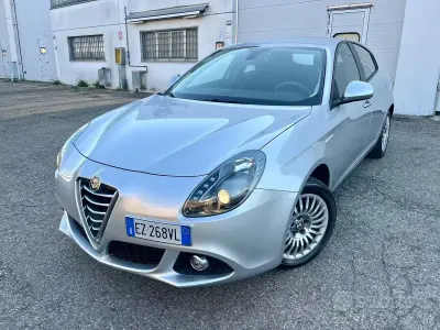 Usata Alfa Romeo Giulietta 120 CV (88 kW) 2015 Grigio Utilitaria