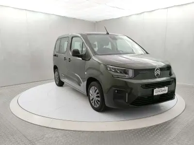 Usata Citroën e-Berlingo Start 102 CV (75 kW) 2025 Verde Monovolume