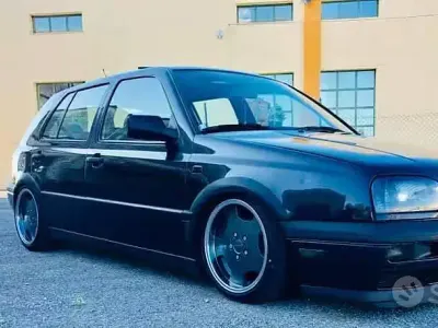 Usado VW Golf III 90 CV (66 kW) 1992 Negro Utilitario