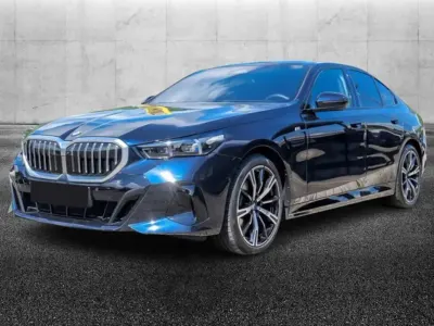 Usata BMW 520 M Sport 197 CV (144 kW) 2024 Nero Berlina