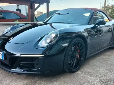 Usata Porsche 911 Carrera 4 GTS 450 CV (330 kW) 2018 Nero Cabrio