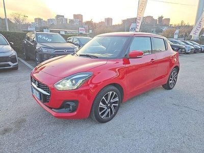 Usata Suzuki Swift 83 CV (61 kW) 2022 Rosso Utilitaria