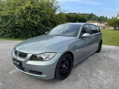 Usata BMW 320 Efficient Dynamics 163 CV (119 kW) 2013 Grigio Station wagon