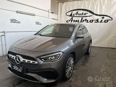Usata Mercedes GLA200 Premium 150 CV (110 kW) 2022 Grigio SUV