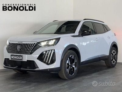 Usata Peugeot 2008 Allure 102 CV (75 kW) 2025 Bianco SUV