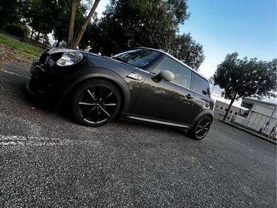Usata Mini Cooper S 185 CV (136 kW) 2014 Grigio Utilitaria