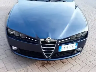 Usata Alfa Romeo 159 210 CV (154 kW) 2005 Blu Berlina