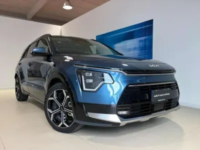 Usata Kia Niro 92 CV (67 kW) 2025 Blu/azzurro SUV