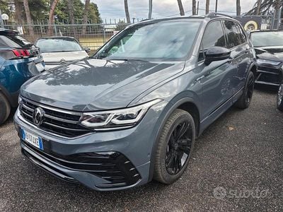 Usata VW Tiguan R-line 200 CV (147 kW) 2023 Grigio SUV