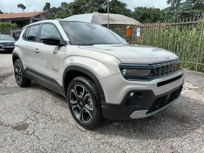 Nuova Jeep Avenger 101 CV (74 kW) 2026 Beige SUV