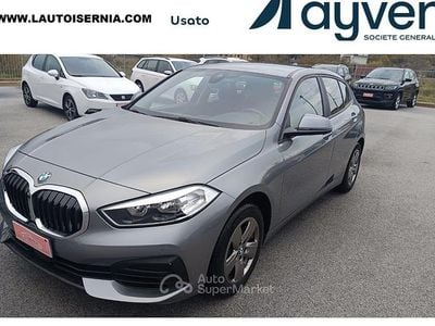 Begagnad BMW 116 Advantage 116 HK (85 kW) 2022 Grå Halvkombi