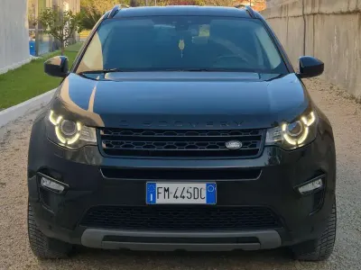 Usata Land Rover Discovery Sport HSE Luxury 150 CV (110 kW) 2017 Nero SUV