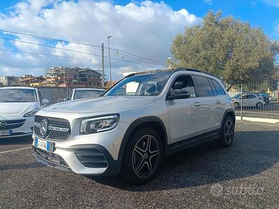 Usata Mercedes GLB200 Premium 150 CV (110 kW) 2021 Grigio SUV