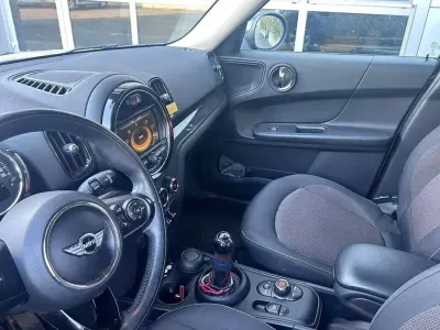 Usata Mini Cooper D Countryman Business 150 CV (110 kW) 2017 Beige SUV