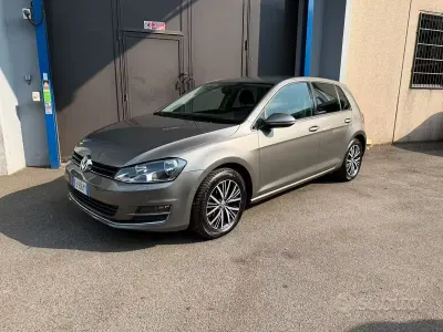 Usata VW Golf VII Allstar 125 CV (91 kW) 2016 Grigio Utilitaria
