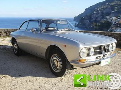 Usata Alfa Romeo 1750 Quadrifoglio 115 CV (84 kW) 1971 Grigio Berlina