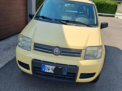 Usata Fiat Panda 4x4 69 CV (50 kW) 2007 Giallo Utilitaria