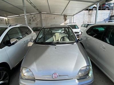 Usata Fiat 600 Active 54 CV (39 kW) 2010 Grigio Utilitaria